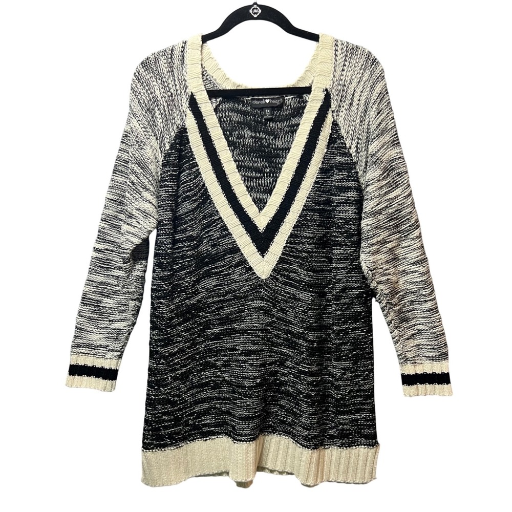 Derek Heart Plus Size 3X Black White Knit Sweater Tunic V Neck Long Sleeve